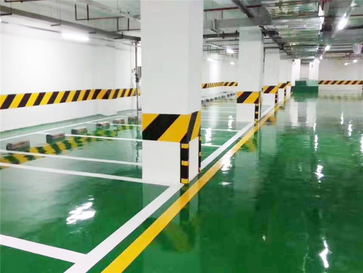 黑黄警示线施工