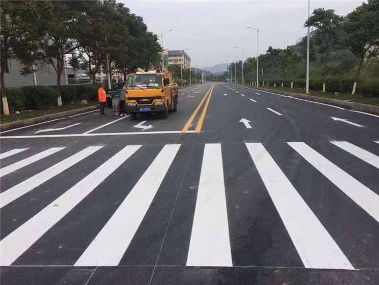 西藏标线